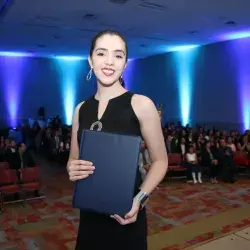 Graduación de los alumnos que cursaron alguno de los diplomados que imparte el Modelo Jóvenes Emprendedores.