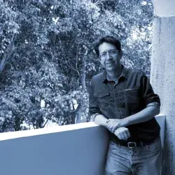 Tanius Karam Cárdenas, profesor de cátedra en Campus Querétaro, colabora para el departamento de Comunicación y Arte Digital y recién es miembro del Sistema Nacional de Investigadores (SNI) nivel 2