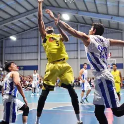 Juego de básquet