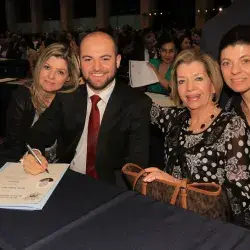 Firma de título