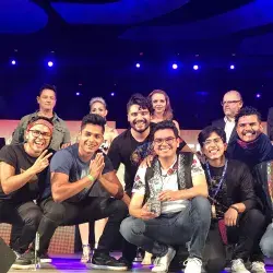 alumnos de CEM en festival de la canción