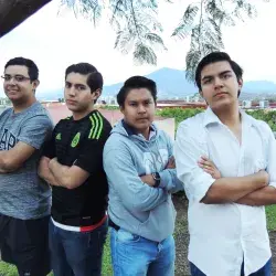 Jóvenes que lideraron la creación del grupo estudiantil Jaegers Tec 