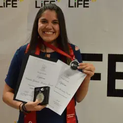 Premian perseverancia de alumnos LiFE