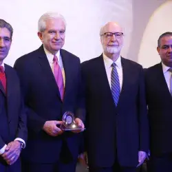 Integrantes del presidium de la graduación en Campus Tampico