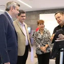 Secretaria de Educación de NL junto al Rector del Tec de Monterrey