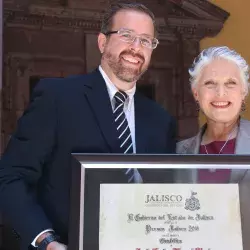 Entregan Premio Jalisco 2018 a profesor por su labor científica