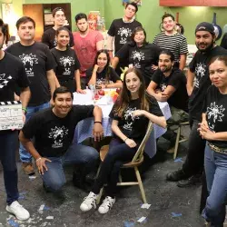 Alumnos realizadores del cortometraje "Misma Sangre"