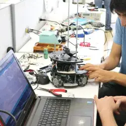 Escuela de Ingeniería y Ciencias