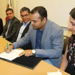 Firma de convenio Tata y Tec de Monterrey