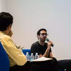 Mauro Mueller conversando con Ernesto Diezmartinez