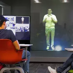 holograma en clase del Tec de Monterrey