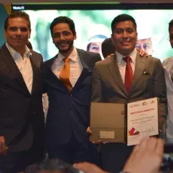 Ganan estudiantes de Tec Campus Morelia premio estatal de la juventud