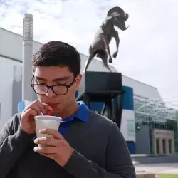 Joven de PrepaTec gana Premio Nacional de la Juventud por popotes