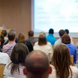 Presentan en congreso mundial uso de tecnología educativa de TecSalud