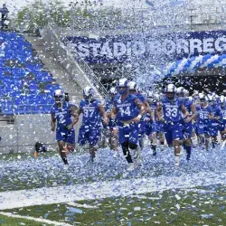 Inicia era deportiva en el Tec: pisan Borregos Monterrey nuevo estadio