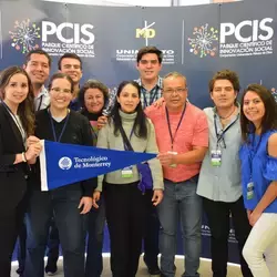 Alumnos del Tec llevan a Colombia proyectos de emprendimiento social