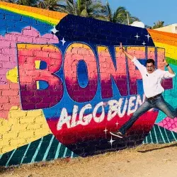 Rogelio S. Monroy, egresado de la Licenciatura de Creación y Desarrollo de Empresas, es también precursor del proyecto, Bonfil Playa Mágica.