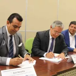 Grupo Aeroportuario del Pacífico y el Tec firman convenio