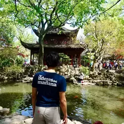 Vive sueño asiático: Líder del Mañana estudia y trabaja en Beijing