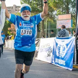 Chicos y grandes participaron en la Carrera Tec.