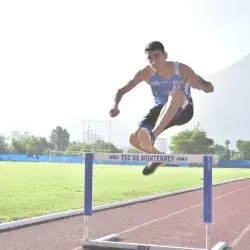 ¡Corre por su sueño! Va Borrego a Mundial de Atletismo en Catar 