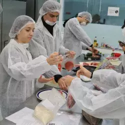 Fusionan jóvenes del Tec ciencia, cocina y arte en Semana i