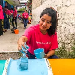 Pintan sonrisas a niños en Voluntariado Tec