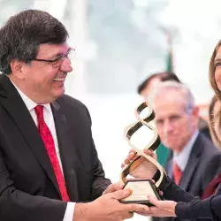 Los mueve ayudar a México: ellos reciben el Premio Luis Elizondo