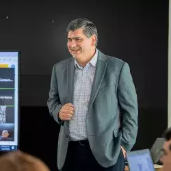 "Es histórico este reto de educación en línea".- Rector del Tec