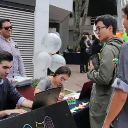Los grupos estudiantiles ayudan a los jóvenes a adquirir habilidades de liderazgo