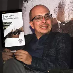 El escritor mexicano Jorge Volpi comparte su visión en torno al caso Cassez-Vallarta en su novela de no ficción ‘Una novela criminal’