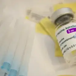 ¿Es segura la vacuna de AstraZeneca?
