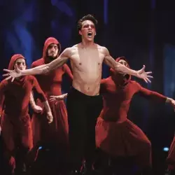 ¡Hecho en México! Apoya a montar coreografía para Alejandro Fernández