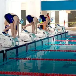 ¡A nadar! Entrenan Borregos de natación en regreso