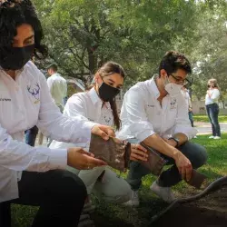 Honran unión multicultural en campus Monterrey