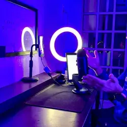 Alex Granados grabando sus vídeos