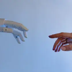 ¡De la ficción a la vida real! La llegada del robot al entorno humano