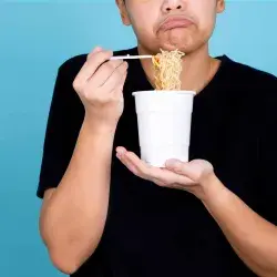 Tips de alimentación saludable si eres estudiante foráneo