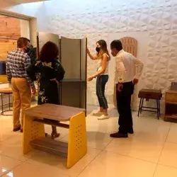 Alumnos del Tec Guadalajara crearon y expondrán en nueva york muebles para el home office.