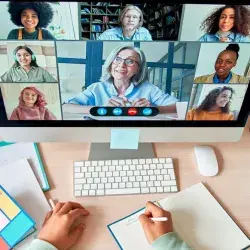 Global Shared Learning es una estrategia del Tec para ofrecer a sus estudiantes experiencias de internacionalización en línea.