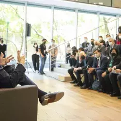 Rafael Reif, presidente del MIT, participó en un conversatorio durante su visita al Tec de Monterrey