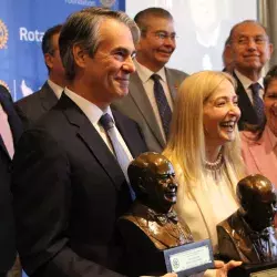 Guillermo Torre, rector de TecSalud y vicepresidente de Investigación del Tecnológico de Monterrey, fue distinguido por el Club Rotario de Monterrey con el “Reconocimiento Rotario a la Responsabilidad Social Dr. Carlos Canseco González”.