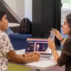 Alumnos emprenden con bebida sinaloense en busca de raíces mexicanas