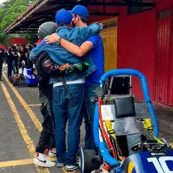 Estudiantes Tec ganan 1er lugar con coche diseñado desde cero