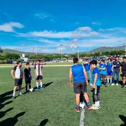 Futbol en libertad: juegan exreclusos y alumnos de PrepaTec Sta. Anita