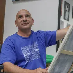 De guardia de seguridad a profesor de artes plásticas del Tec