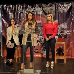 Alumna y su proyecto ganadores en el Gabinete Juvenil Qro