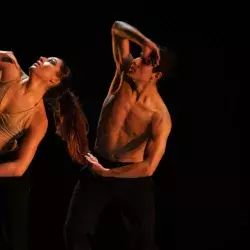 Celebran alumnos la danza contemporánea en encuentro 