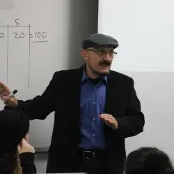 Profesor, arquitecto y psicólogo con 45 años de docencia en el Tec