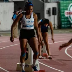 Atleta y alumna del Tec bate dos récords nacionales en competencia